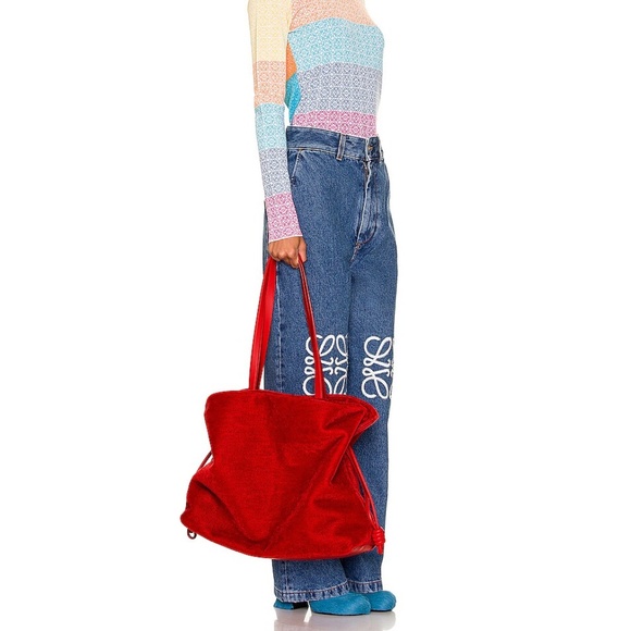 LOEWE Flamenco 2021 red mohair bag, XL - Picture 2 of 11